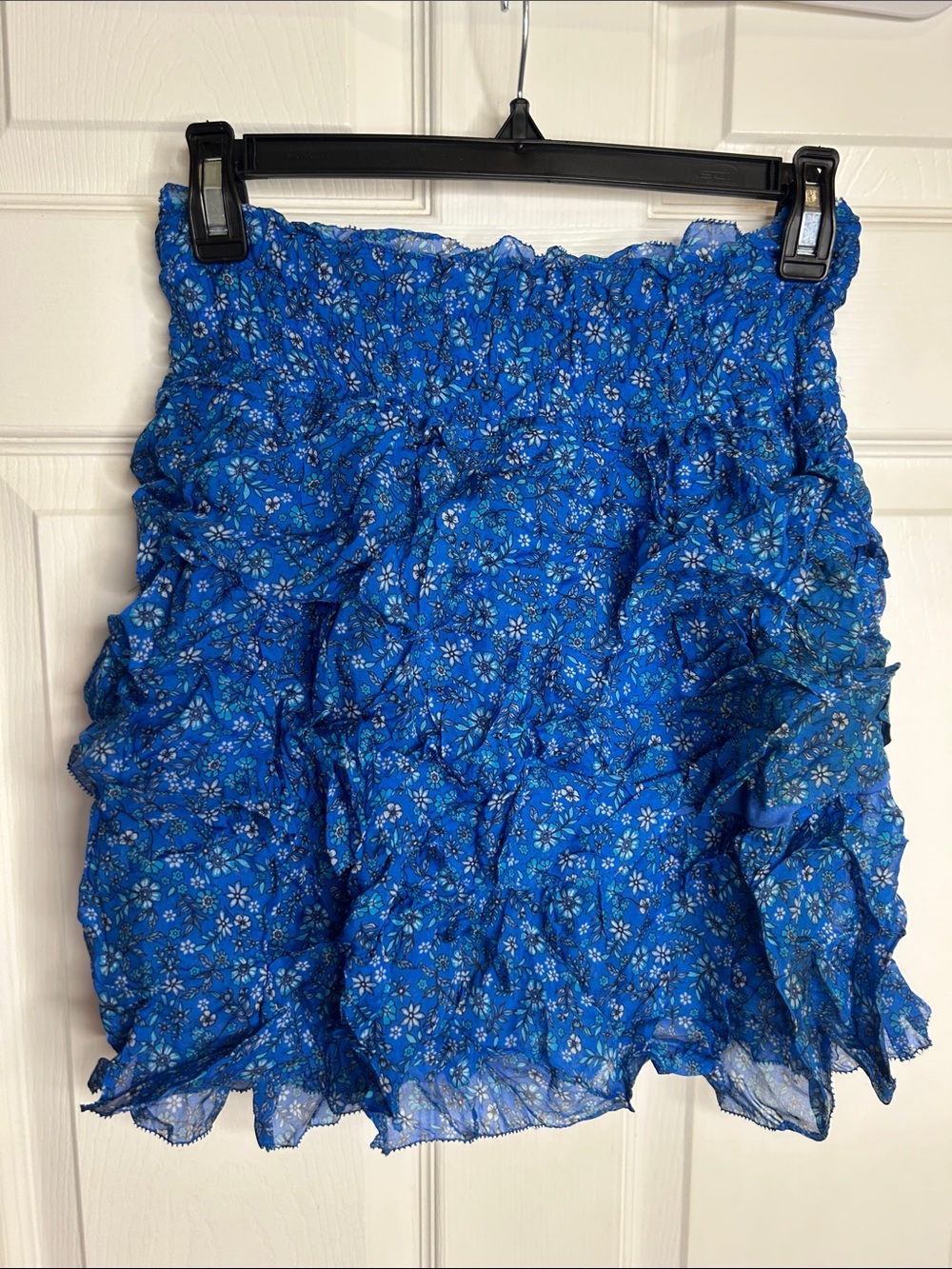 Haute Hippie silk Blue Floral Ruffle Mini Skirt